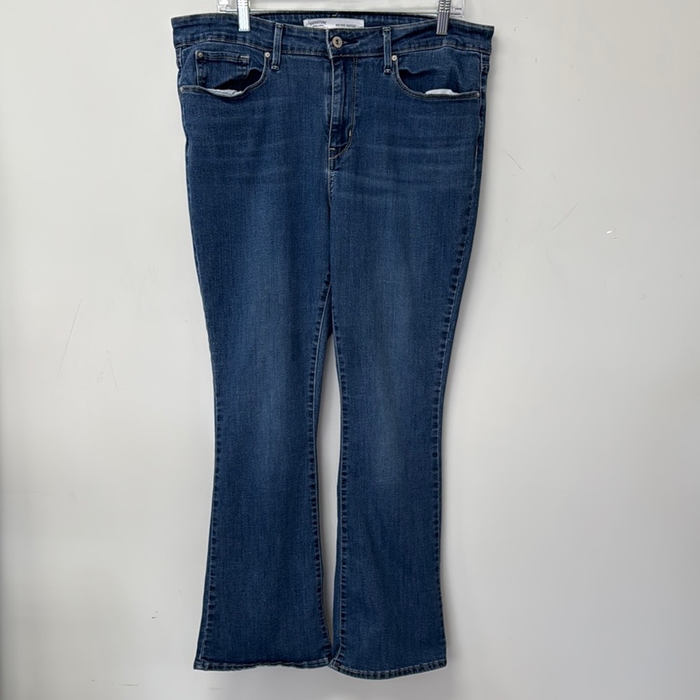 Signature by Levi Strauss Classic Blue Boot Cut Denim